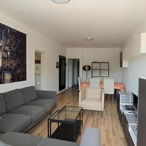 Apartment 5 Min To The Beach Holiday Shared Apartment - Private Room In 3 Bdr Apt, Larnaca